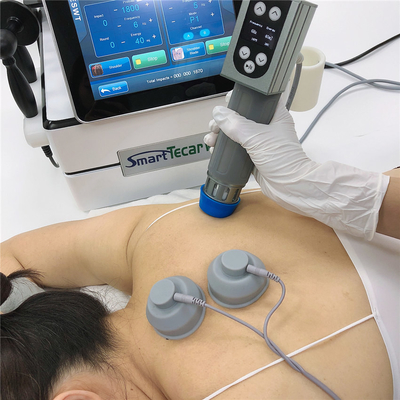 3 في 1 Tecar الإنفاذ الحراري EMS آلة بالمستخدمين للعلاج الطبيعي للجسم للإصابة الرياضية وتأثير السيلوليت