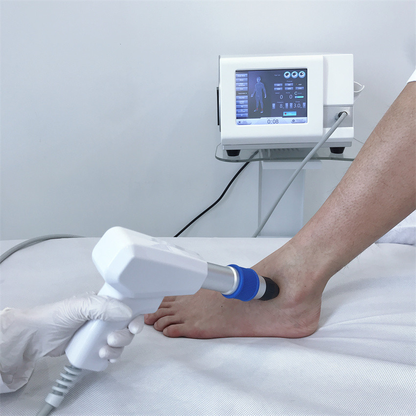 معدات العلاج بالموجات الصدمية الفيزيائية 1 هرتز OEM لآلام الركبة الخلفية